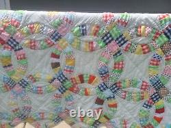 Vtg 1940's hand stitched double wedding ring Multi Color quilt 80 x 60 Estate