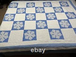 Vtg Appliquéd Snowflake Quilt Blue & White 68x80 Checkered Hand Sewn