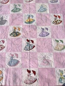 Vtg Colonial Lady Parasol Applique Hand Stitched Quilt Pink Pastels 71x75 1940s