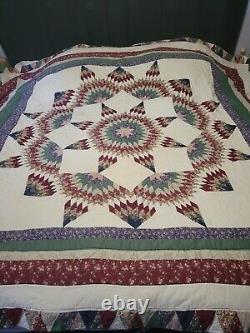 Vtg Hand Quilted Quilt King Size 89x100 Star Pattern Floral Print Country Farm