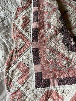 Vtg Hand Sewn Stitched 82 x 80 Quilt Scalloped Edge Pink White Black Floral