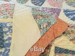Vtg Handmade Patchwork Arch Quilts Rainbow Fan Scalloped Edge Shams Twin #863