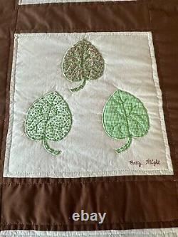 Vtg Handmade Signed Quilt Grandma Cottagecore Country Autumn Leaves Cotton 77x94