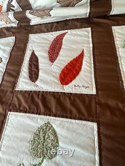 Vtg Handmade Signed Quilt Grandma Cottagecore Country Autumn Leaves Cotton 77x94