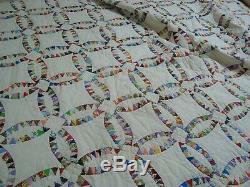 Vtg Handmade WEDDING RING hand quilted QUILT Bedspread 60 x 90