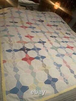 Vtg Old Textile Summer Quilt Patchwork 4 Pt Star, 77 By 68, Hand sewn Coverlet