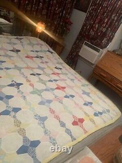 Vtg Old Textile Summer Quilt Patchwork 4 Pt Star, 77 By 68, Hand sewn Coverlet