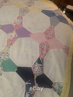 Vtg Old Textile Summer Quilt Patchwork 4 Pt Star, 77 By 68, Hand sewn Coverlet