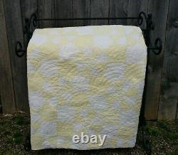 Vtg Yellow & White Hearts & Gizzards Quilt 77X93 Cream Butter Gorgeous