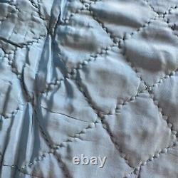 Vtg handmade beautiful satin sheen blue quilt 96x 79