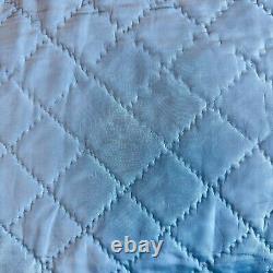 Vtg handmade beautiful satin sheen blue quilt 96x 79