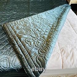 Vtg handmade dark blue satin quilt reversible single stitch 87 x 59 beautiful