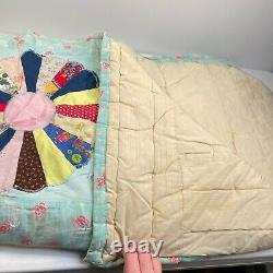 Vtg quilt bedspread floral twin 66x80 classic boho traditional
