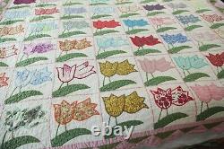 WEAR Vintage 30s 40s applique tulip patchwork quilt 80 x 68 Handmade Colorful