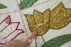 WEAR Vintage 30s 40s applique tulip patchwork quilt 80 x 68 Handmade Colorful