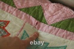 WEAR Vintage 30s 40s applique tulip patchwork quilt 80 x 68 Handmade Colorful