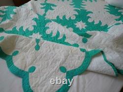 Whimsical Vintage Green & White Applique QUILT 88x74 Machine Quilting
